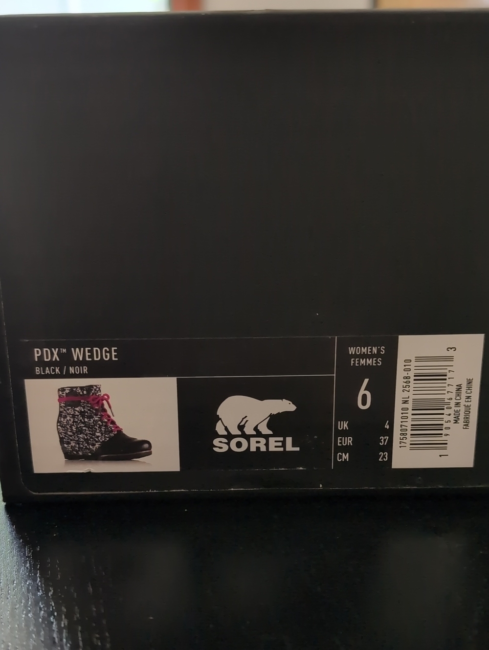 Sorel PDX™ Wedge Women's Black And White with Pink Laces